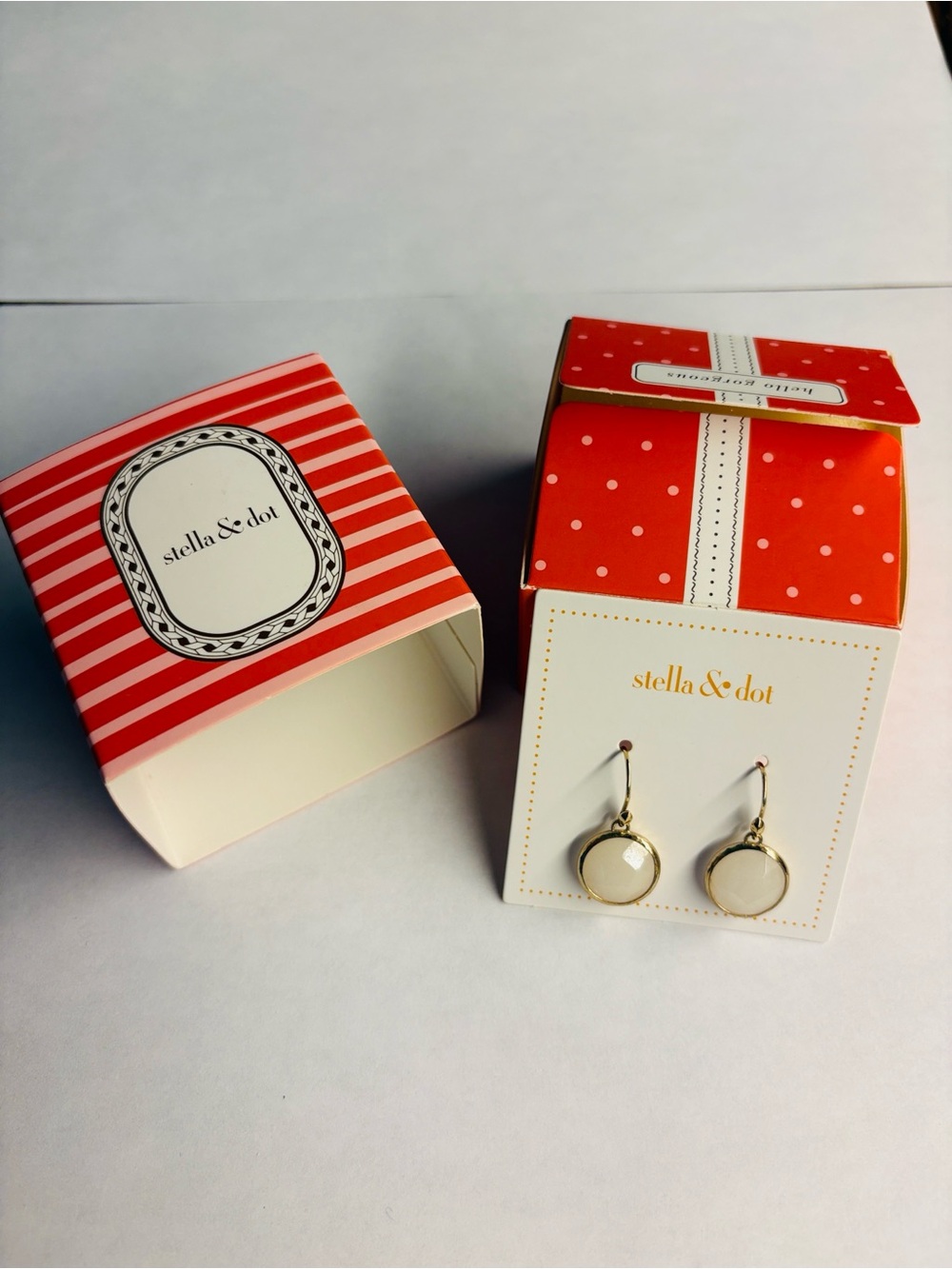 Stella & Dot Isla Gold and White Round Drop Earrings